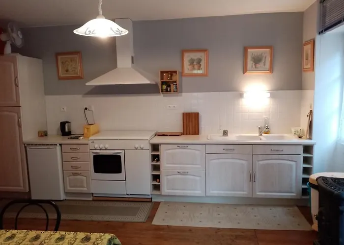 Les Cazelles Appartement *